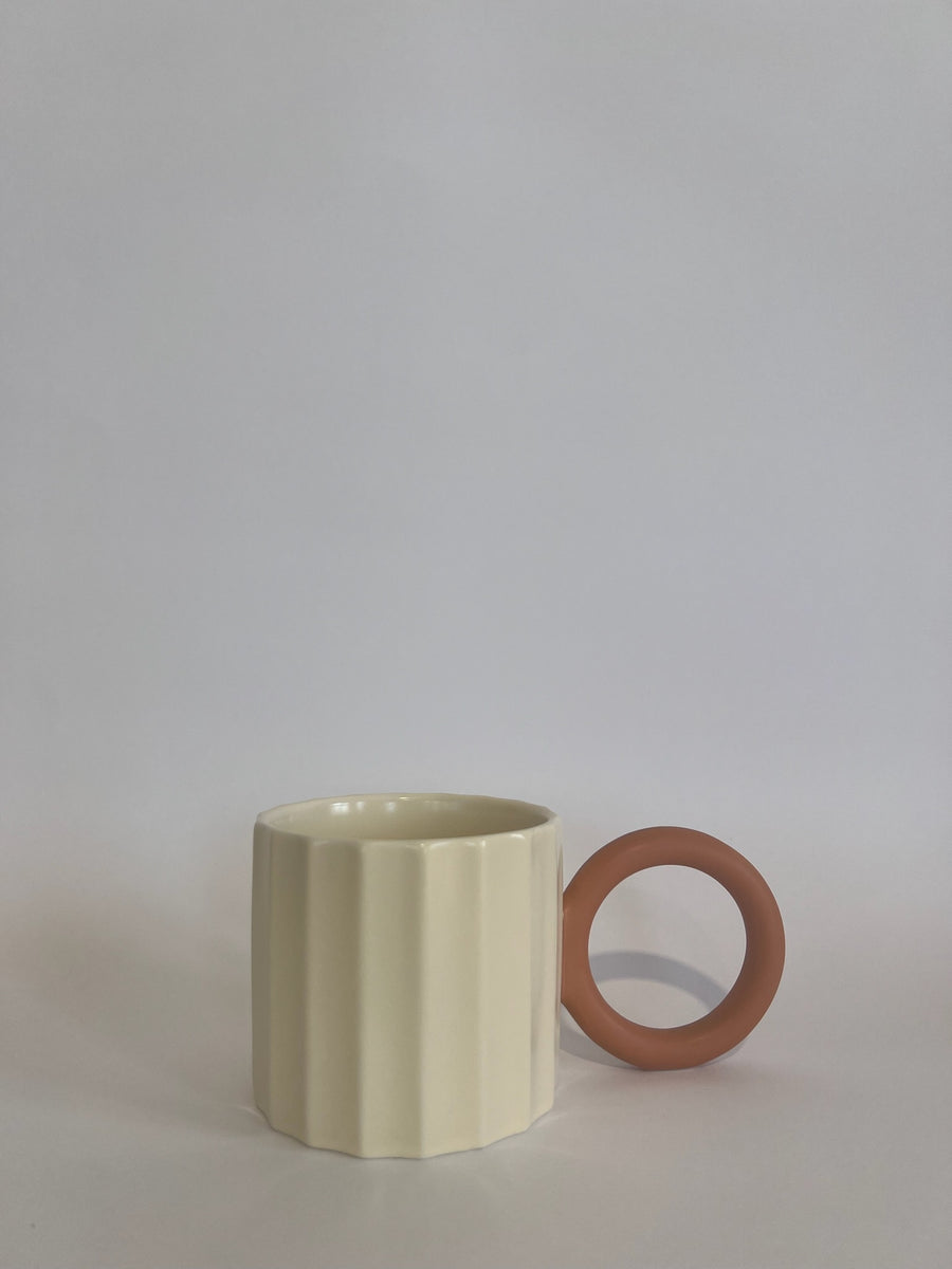 Fluted Ring Mug