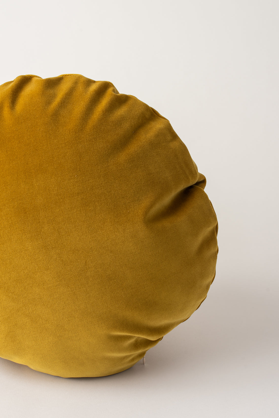 Kindred Cushion - Gold Velvet Round