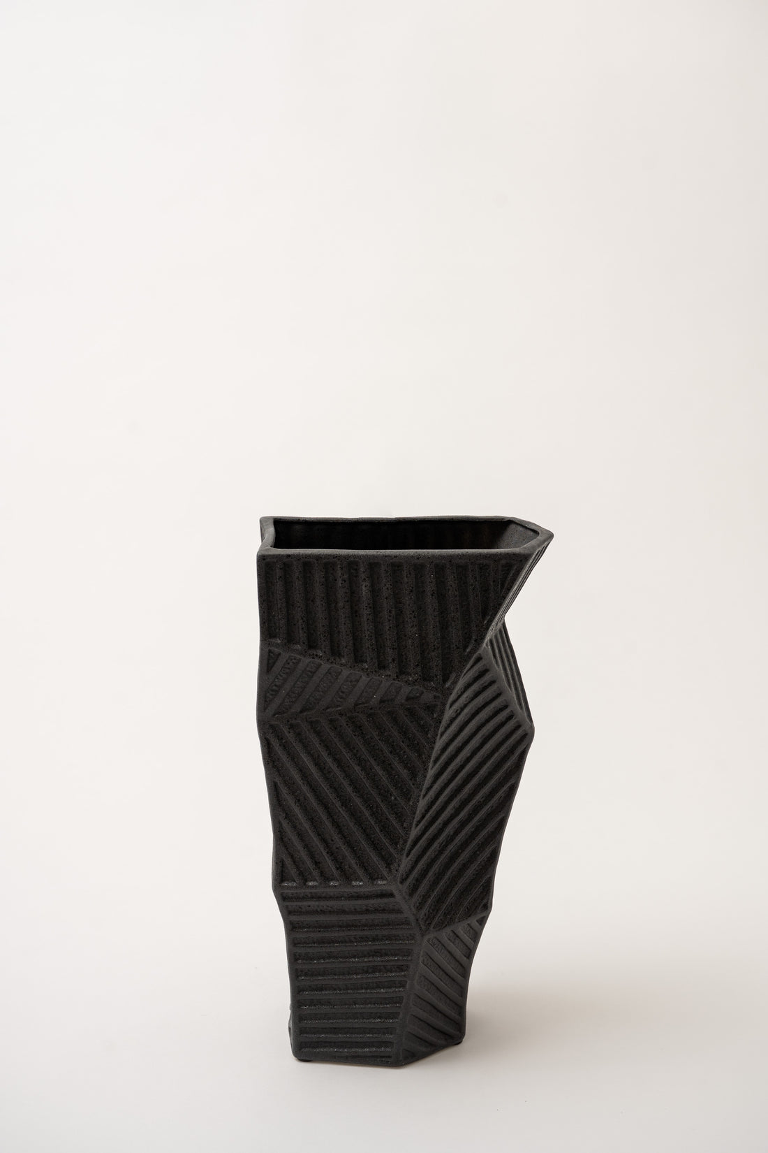 Feilding Vase - Black