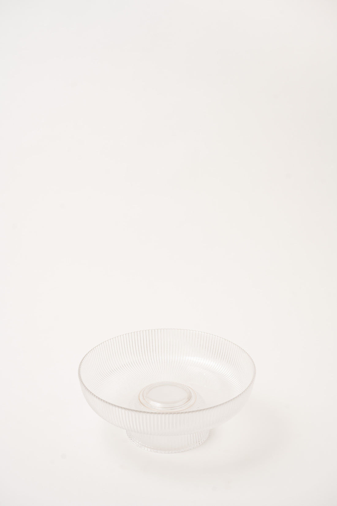 Ribbed Serving Bowl - Clear